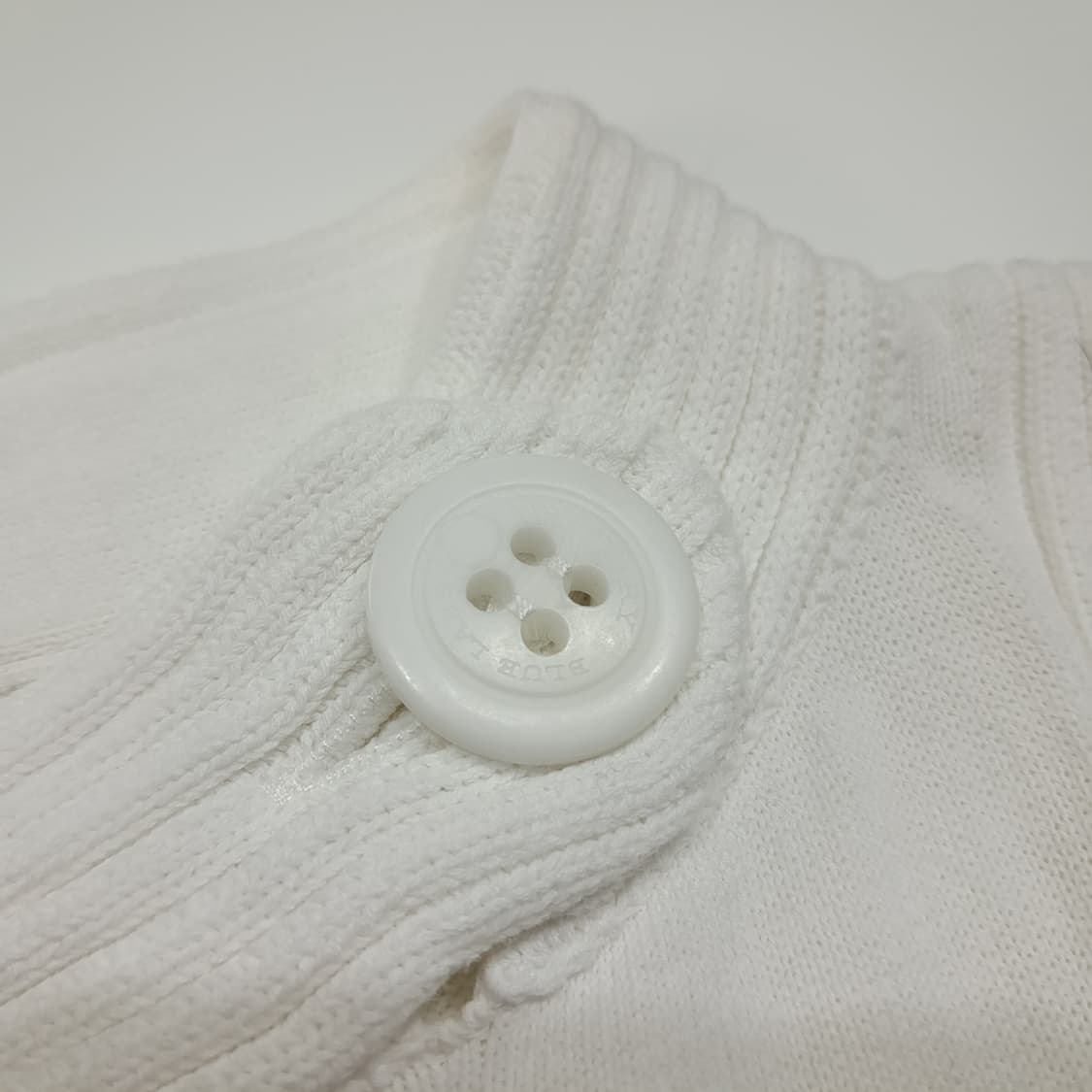 CL862 S 버버리 00s 블루라벨 하이넥 슬리브리스 니트 탑 상품이미지4