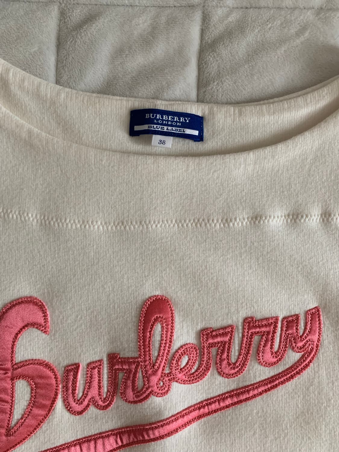 버버리 블루라벨 나시 슬리브리스 상품이미지3