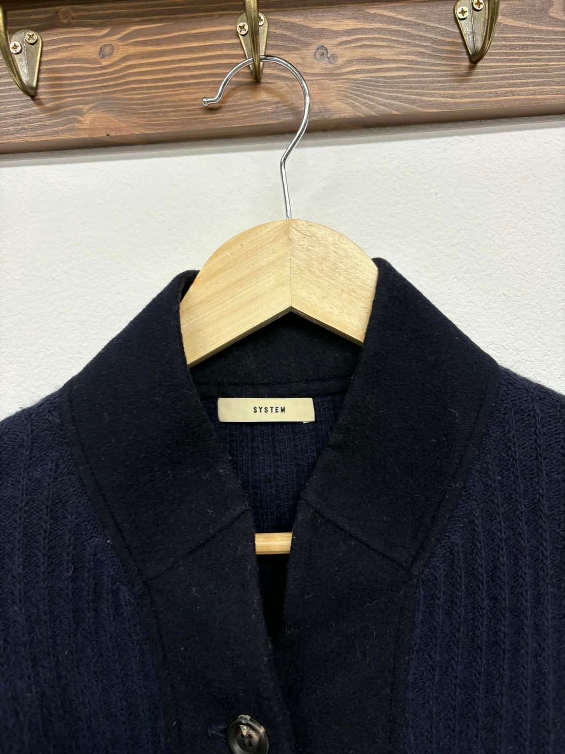 [90] 시스템 한섬 준신형 라쿤 울 네이비 니트 가디건 상품이미지4