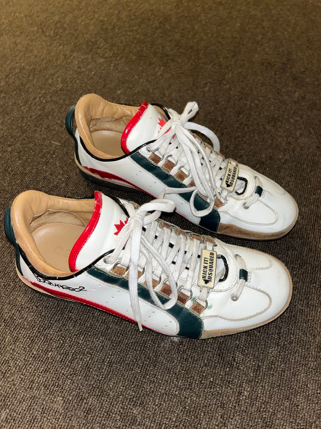 디스퀘어드2 벨루어스니커즈 41,5 (270) 상품이미지1