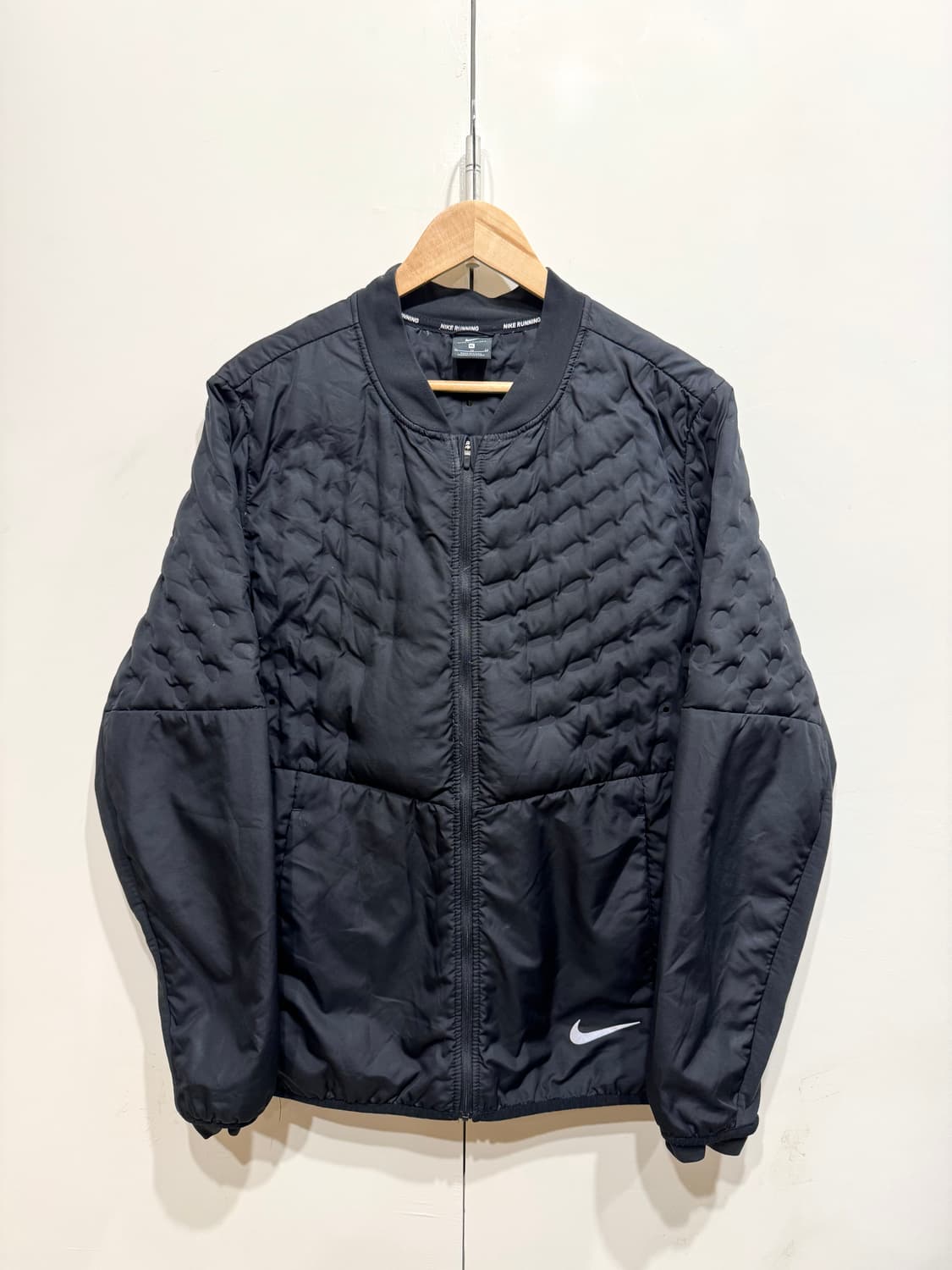 Nike 나이키 에어로로프트 자켓 상품이미지1