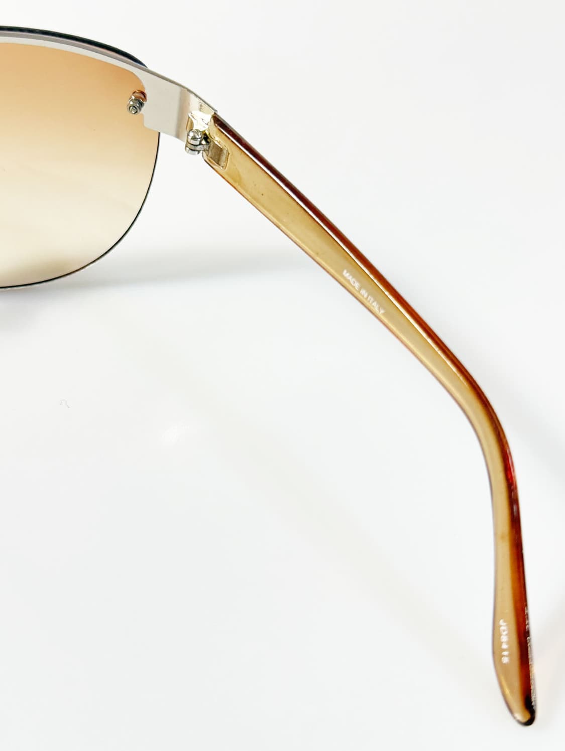 빅 무테 스퀘어 랩 어라운드 프레임 빈티지 틴트 선글라스 상품이미지6