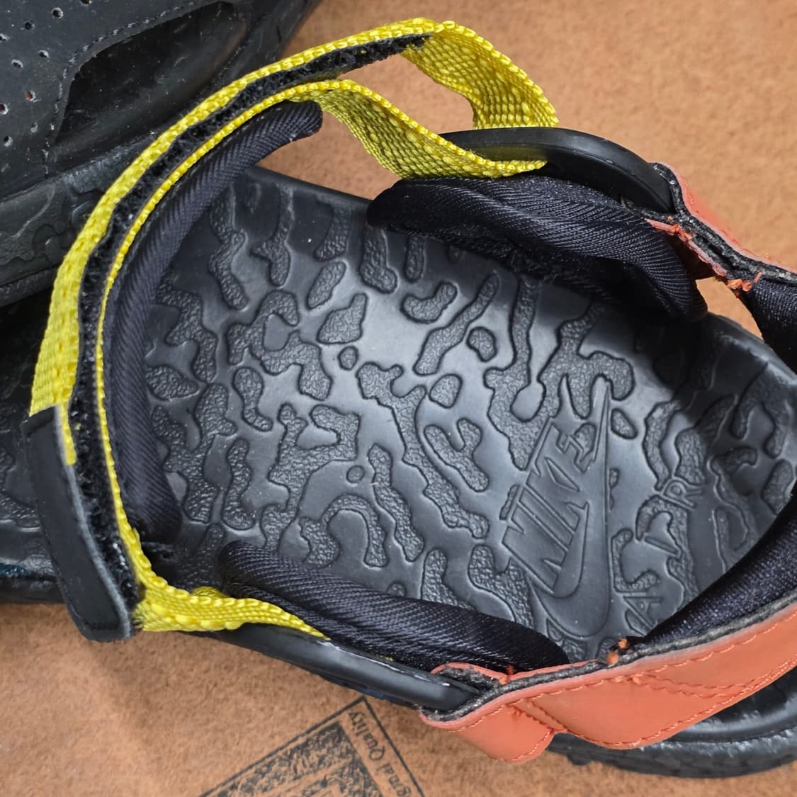 NIKE ACG 에어 데슈츠 샌들 상품이미지10