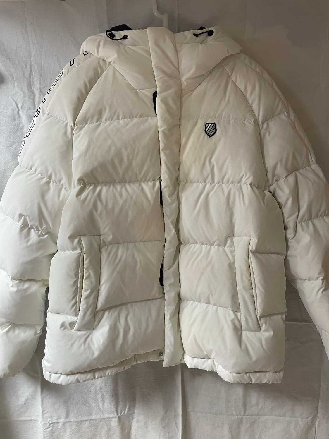 케이스위스 화이트패딩 L 상품이미지1