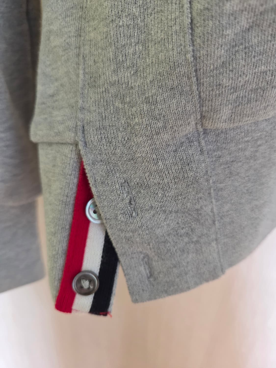 톰브라운 맨투맨 상품이미지3