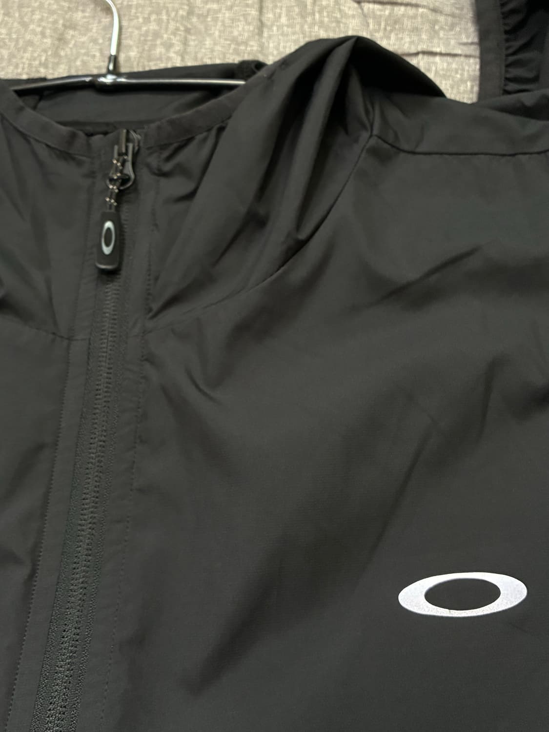 오클리 파운데이셔널 자켓 블랙아웃  상품이미지4