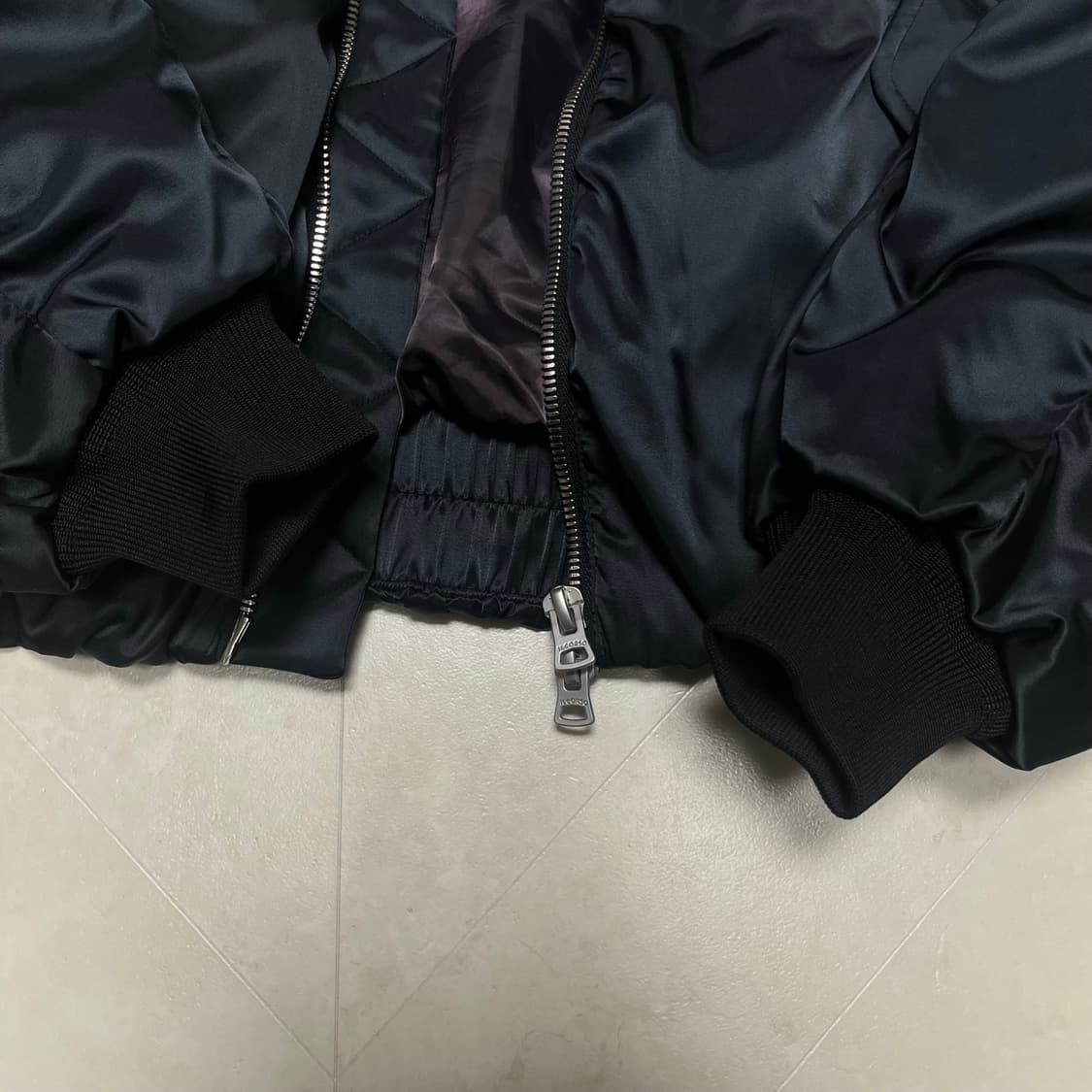 (L) 일꼬르소 x oam팩토리 셔링 패딩 MA-1 자켓 블랙 상품이미지5