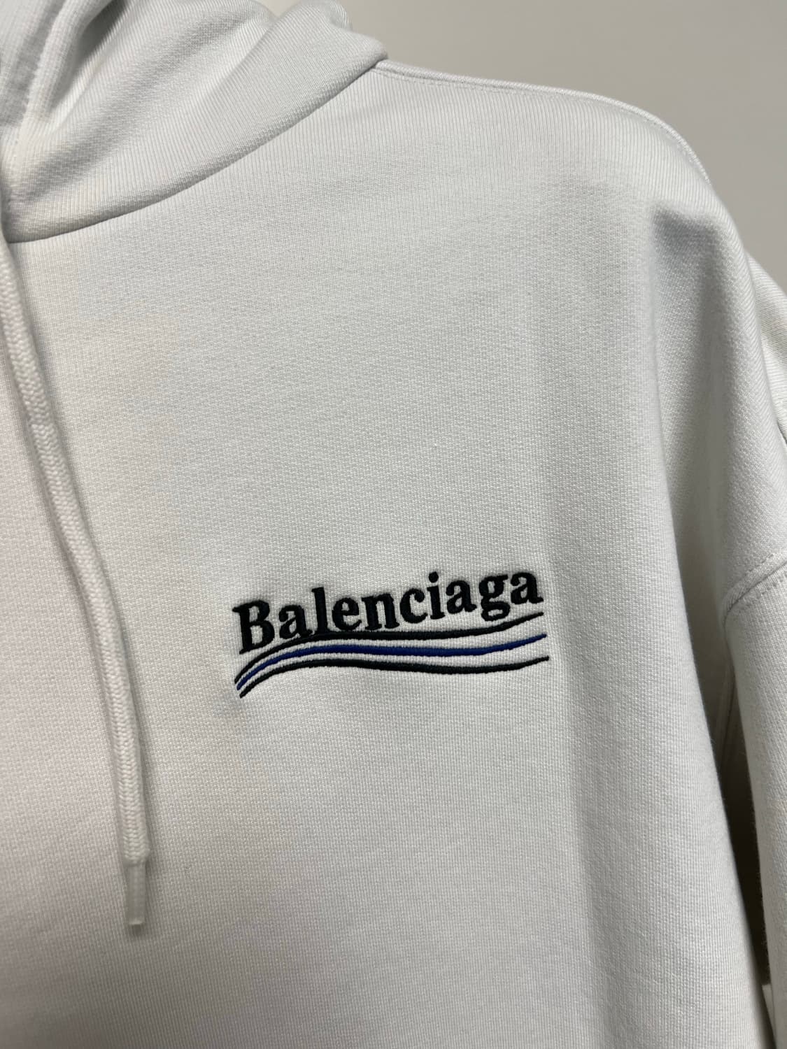 발렌시아가 자수 후드티 상품이미지6