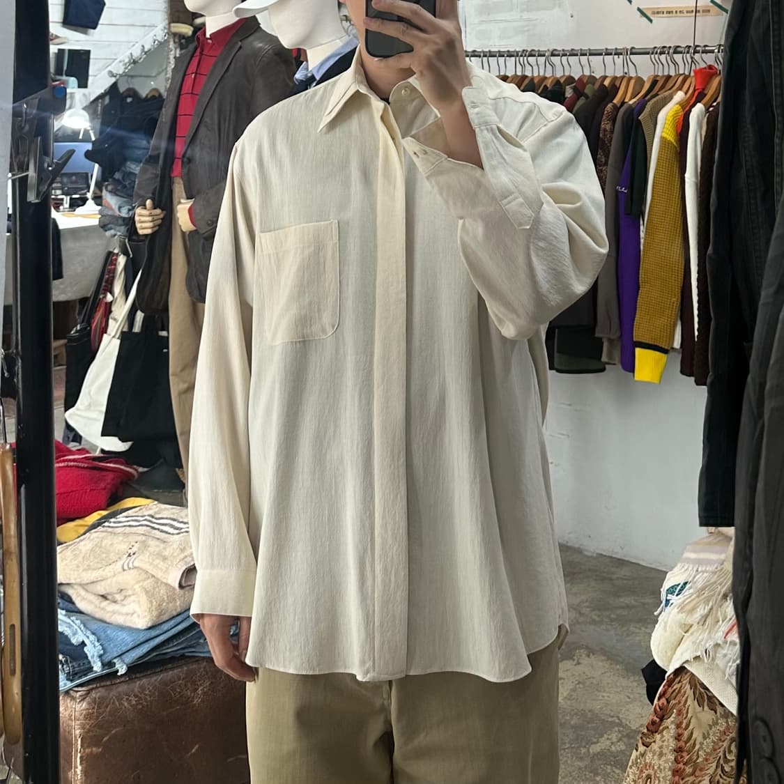 (착용컷) LUMA LUCENTE 드레스 셔츠 (남성용 105) 상품이미지3