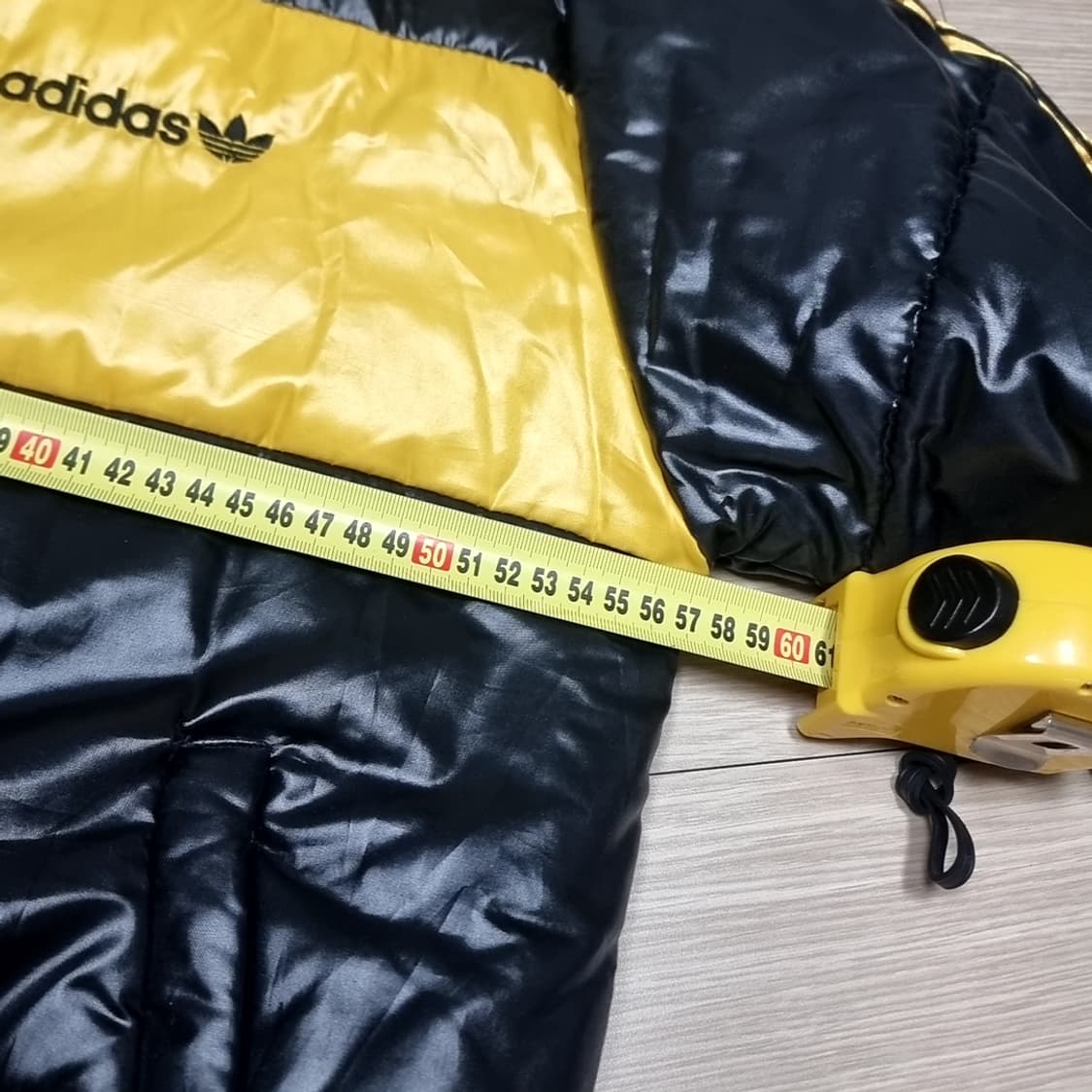 빈티지 아디다스 블랙/옐로우 패딩 점퍼(100-105) 상품이미지9