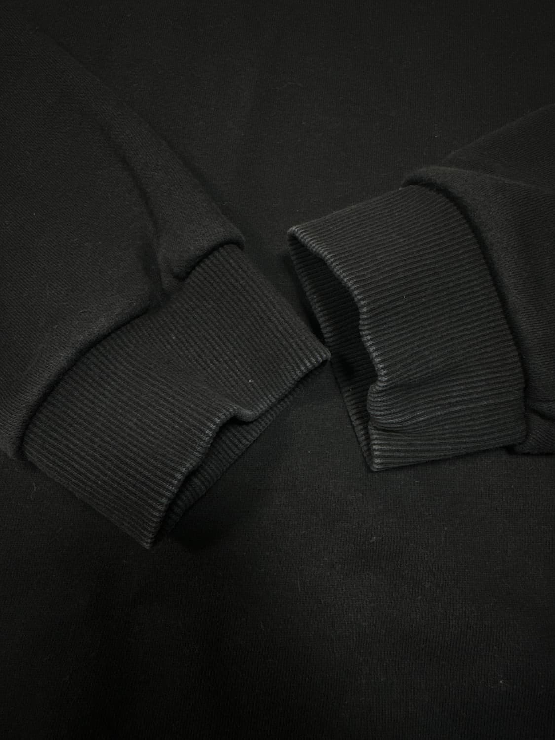 ✨ (바배) 마크곤잘레스 마곤 블랙 맨투맨  상품이미지5