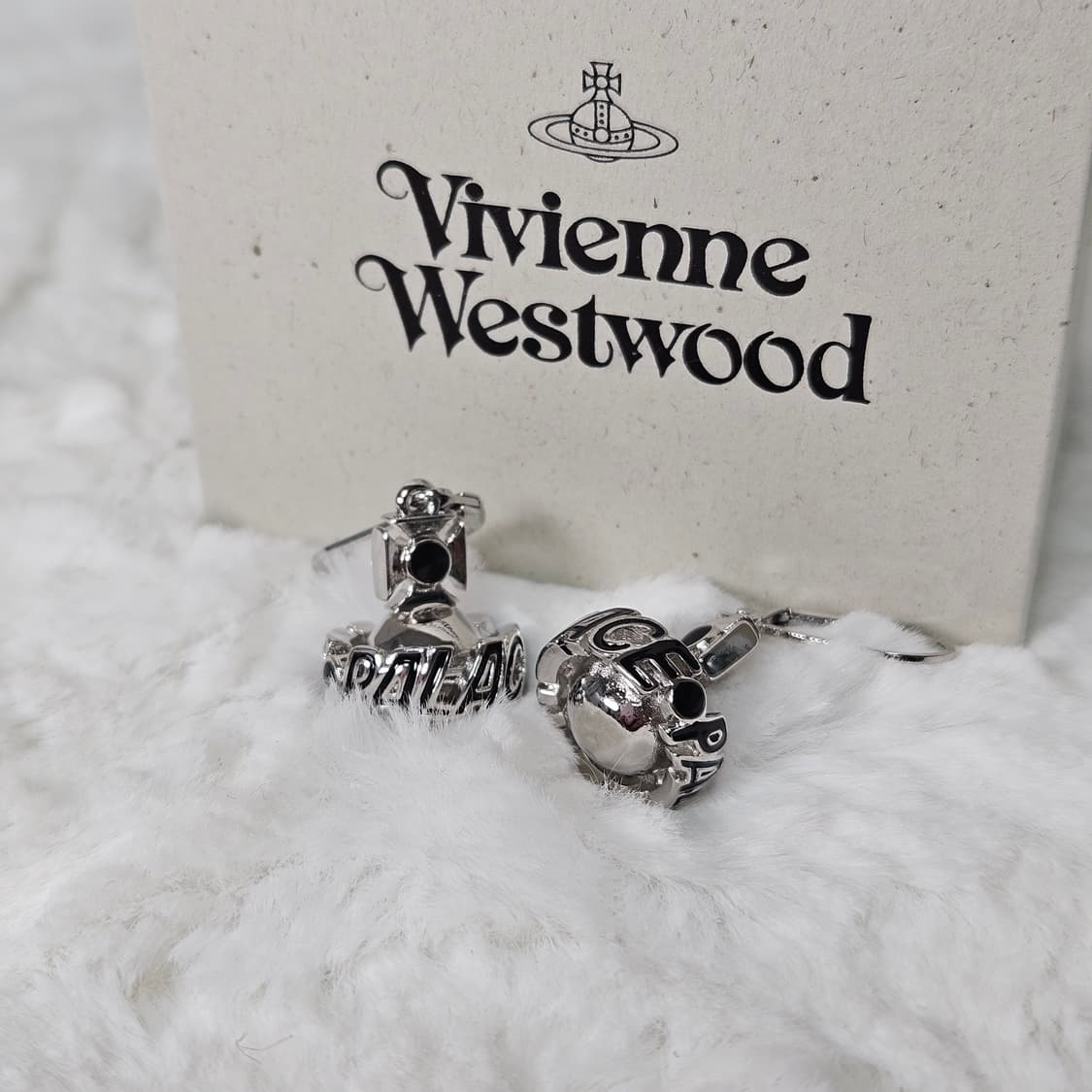 팔라스 x 비비안웨스트우드 오브 이어링 실버  상품이미지1
