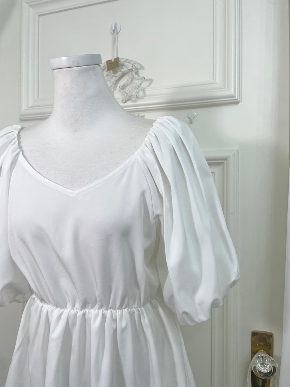 white puff sleeve princess blouse 상품이미지7