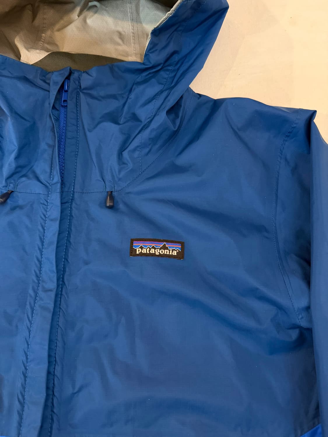 파타고니아 토렌쉘 3L 워터프루프 바람막이 슈피리어 블루 상품이미지2
