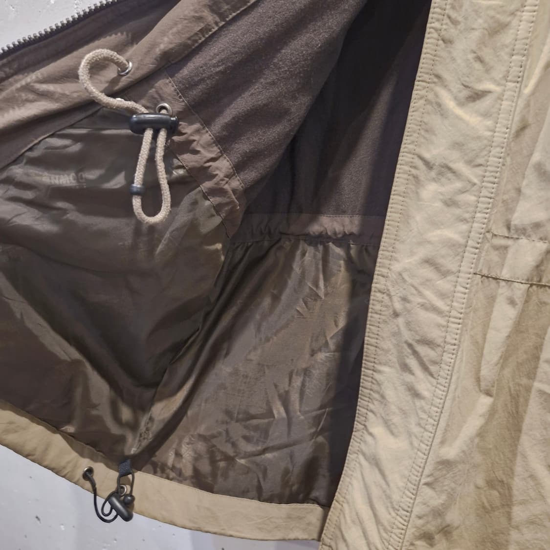 퍼스트 다운 바람막이 점퍼 상품이미지4