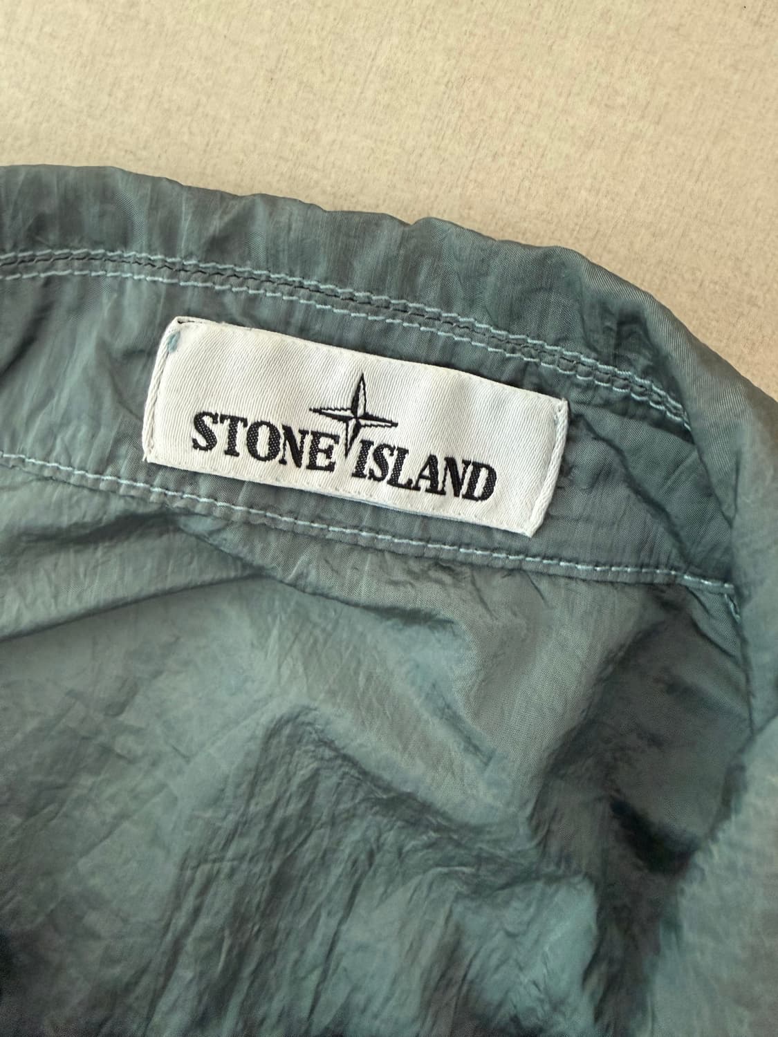 스톤아일랜드 22SS 나일론메탈 바람막이 아쿠아 M 상품이미지5