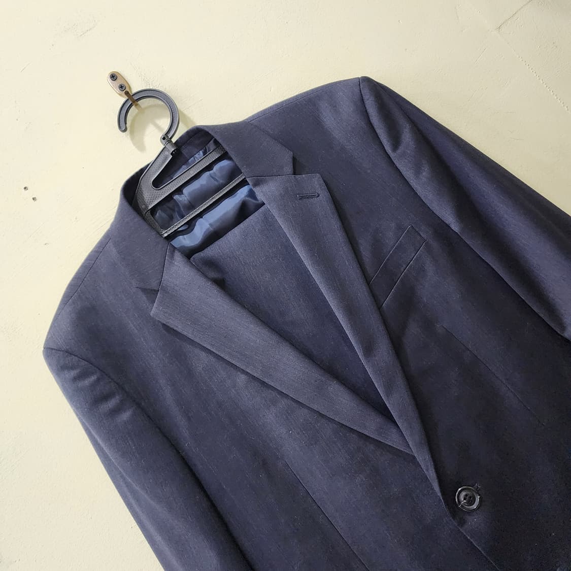 [100] STCO 클래식 핏 포멀 자켓 (네이비) 상품이미지2
