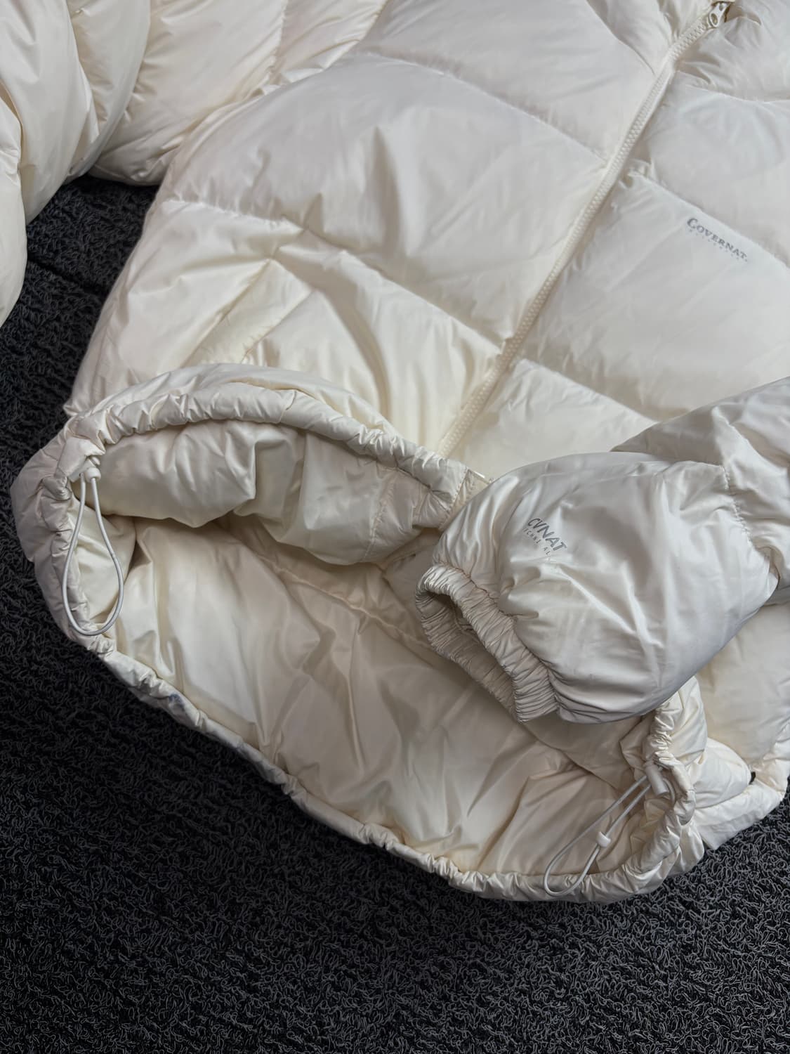 커버낫 아치로고 미니멀 구스 다운 패딩 2129 상품이미지3