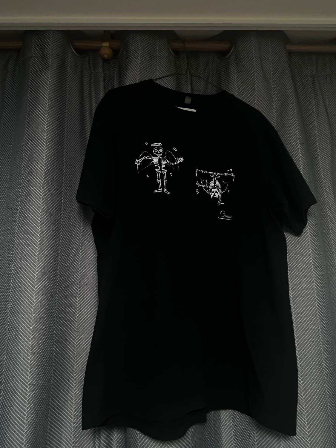 솔로이스트 23aw 오스카 데빌앤엔젤 티셔츠 상품이미지1