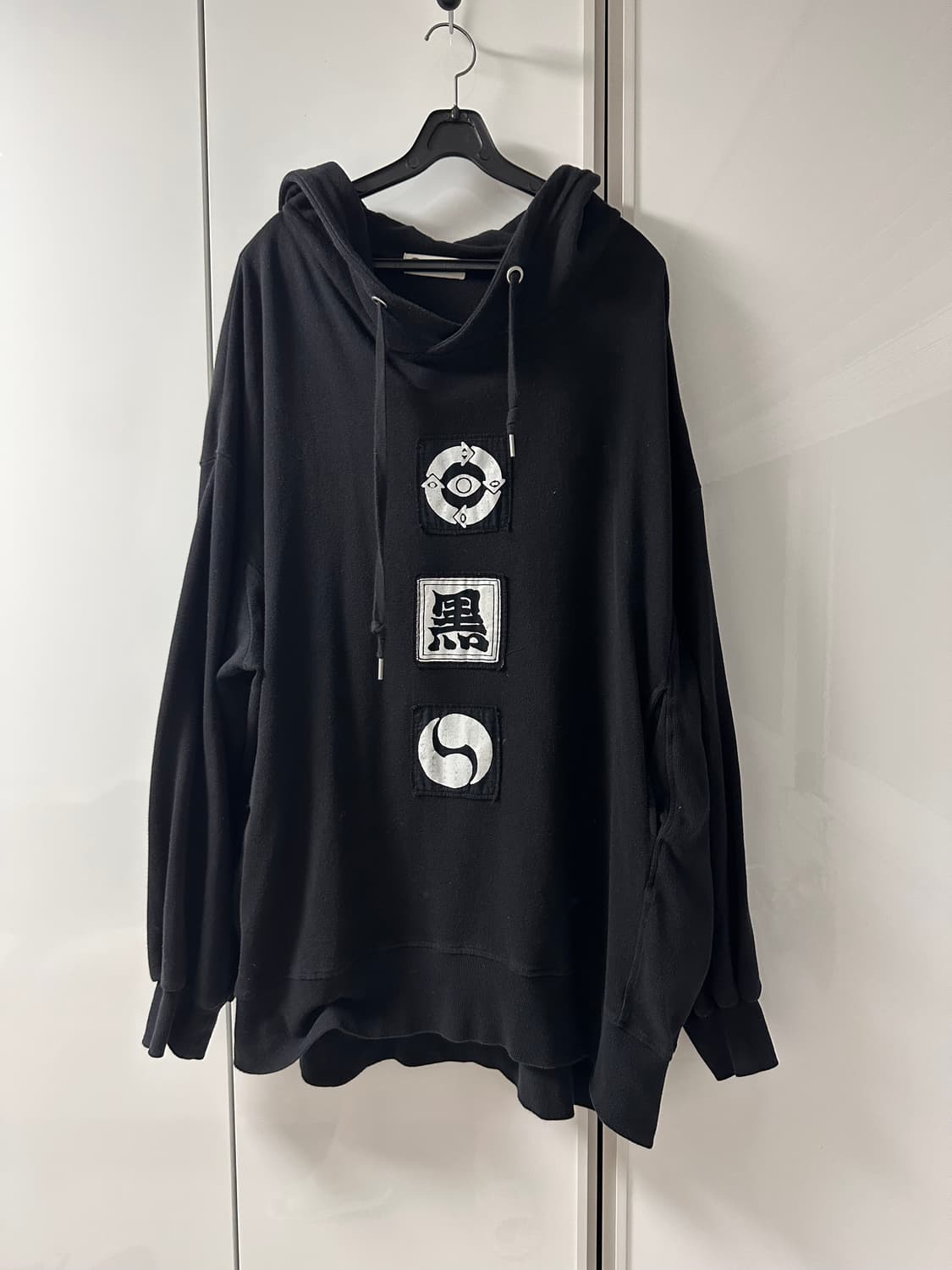 오리엔탈 그래픽 패치 박스핏 후드티 상품이미지1