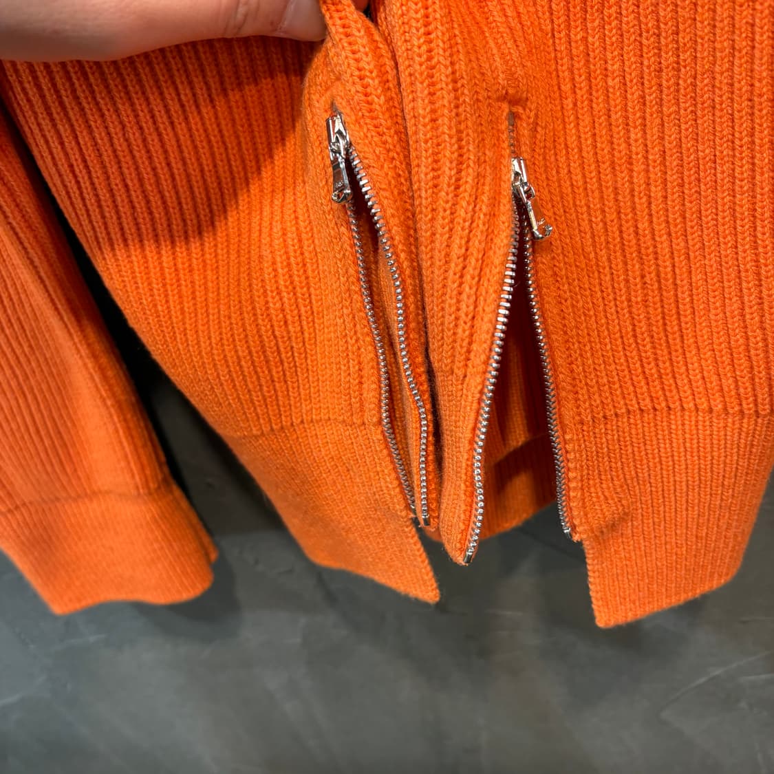 [50] SOLID HOMME 솔리드 옴므 니트 상품이미지3