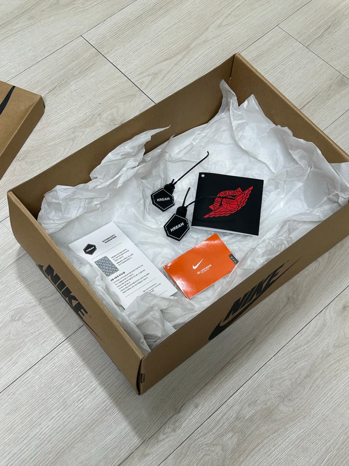 (280) 조던 1 줌 에어 컴포트 2 팬텀 유니버시티 블루 (W) 상품이미지5