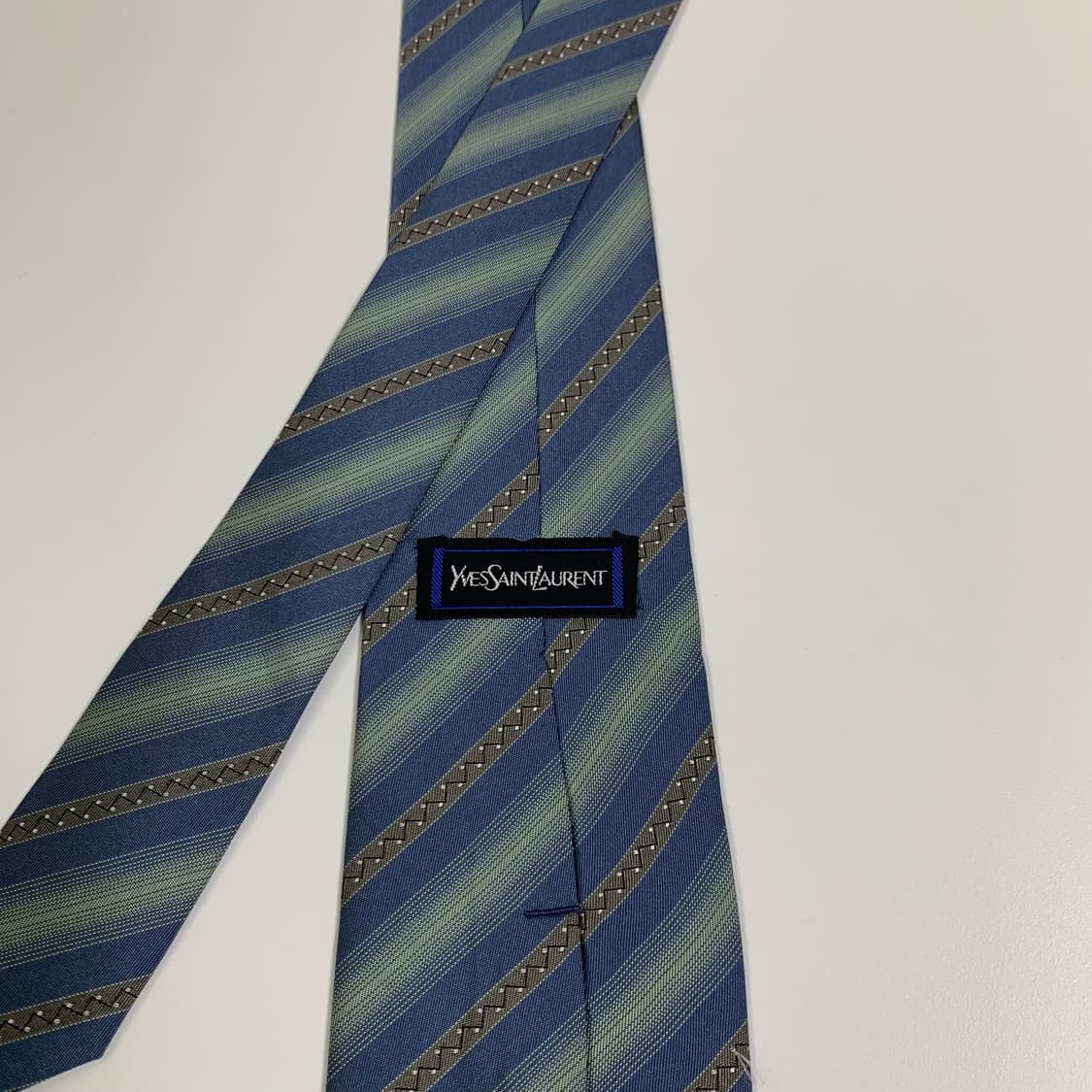 입생로랑(YSL) 명품 슬림 내로우넥타이 A+등급 7.7cm 상품이미지5