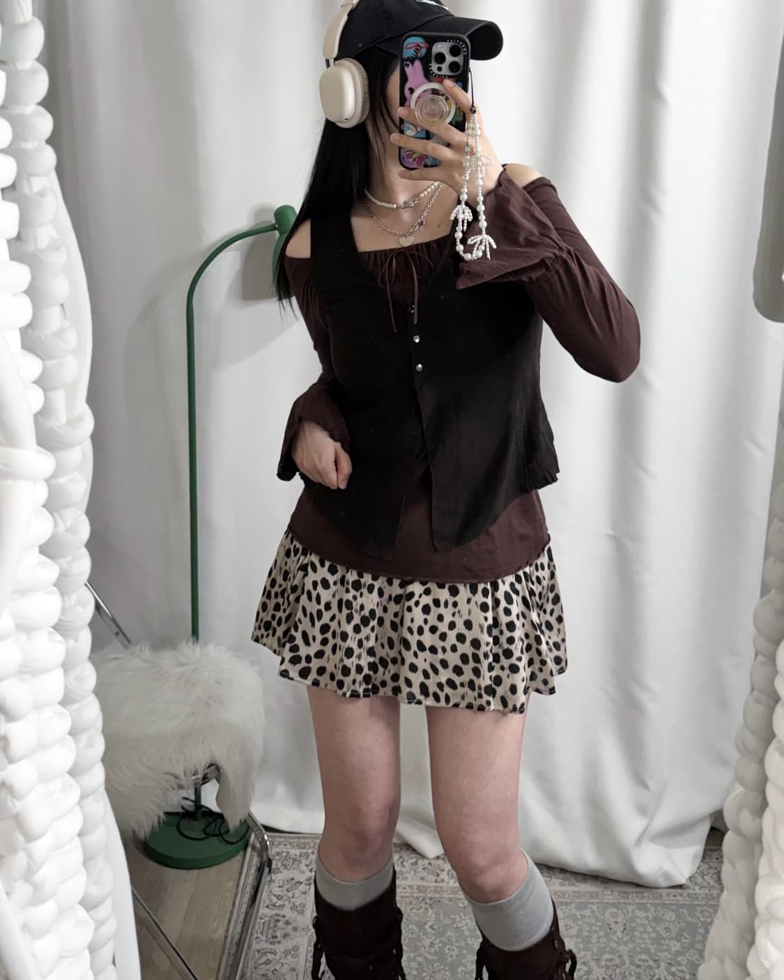 딥 브라운 웨스턴 무드 플리츠 베스트 상품이미지2