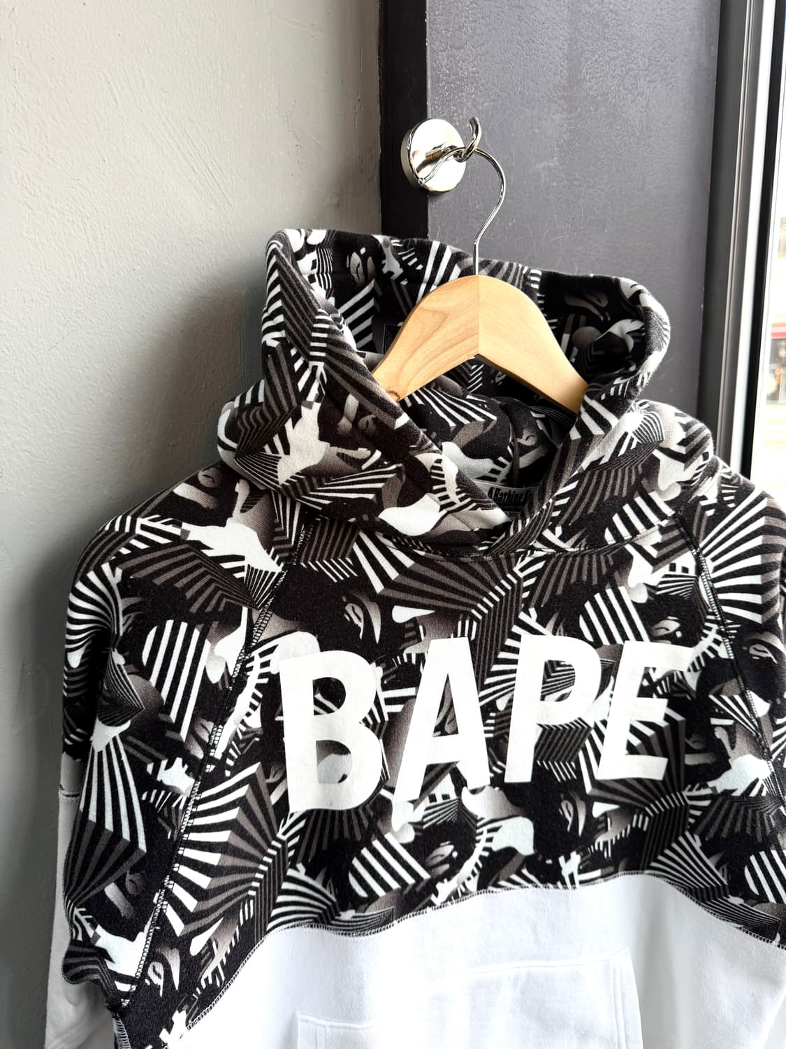 M/ 베이프 00s 카모 빅로고 후드티 상품이미지3