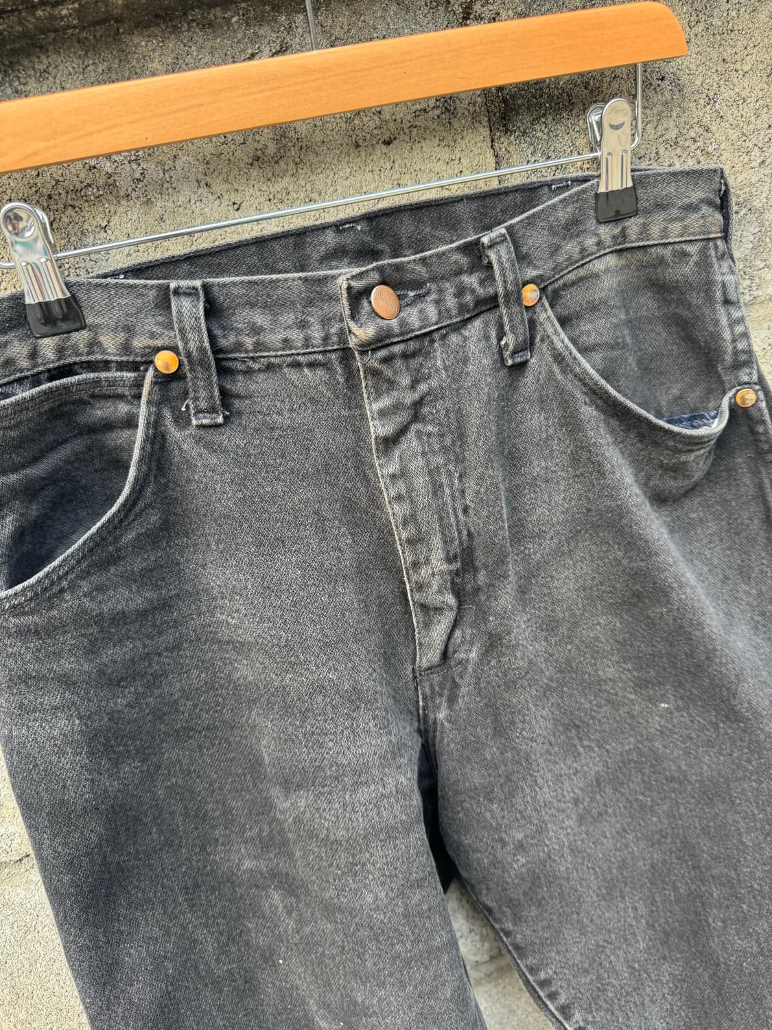 90s 랭글러 빈티지 13mwzwk 블랙진 카우보이컷 데님 팬츠 상품이미지5