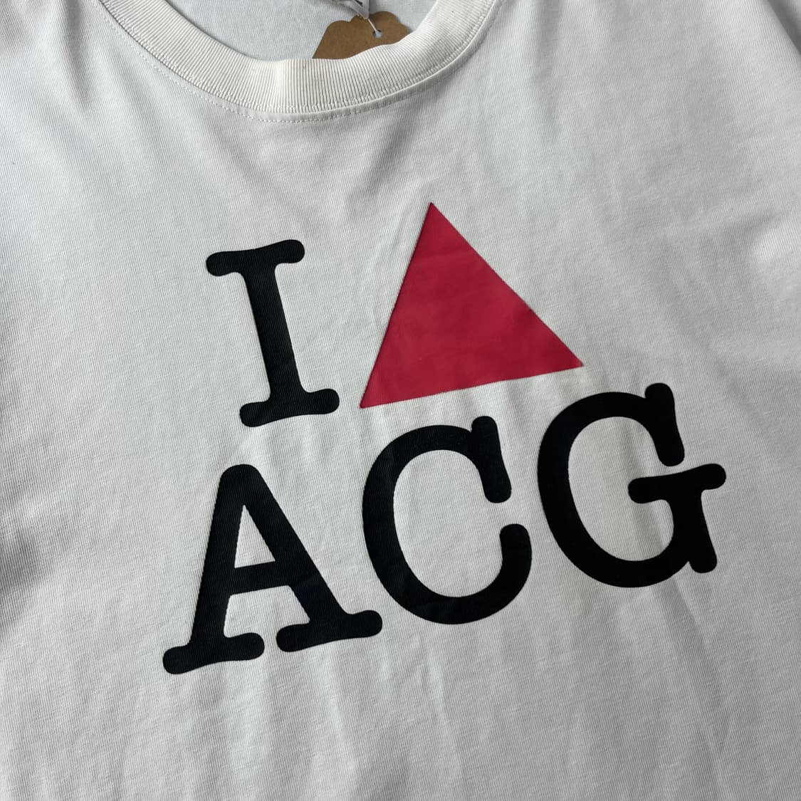 100 나이키 ACG NRG 하트 반팔 티셔츠 상품이미지2