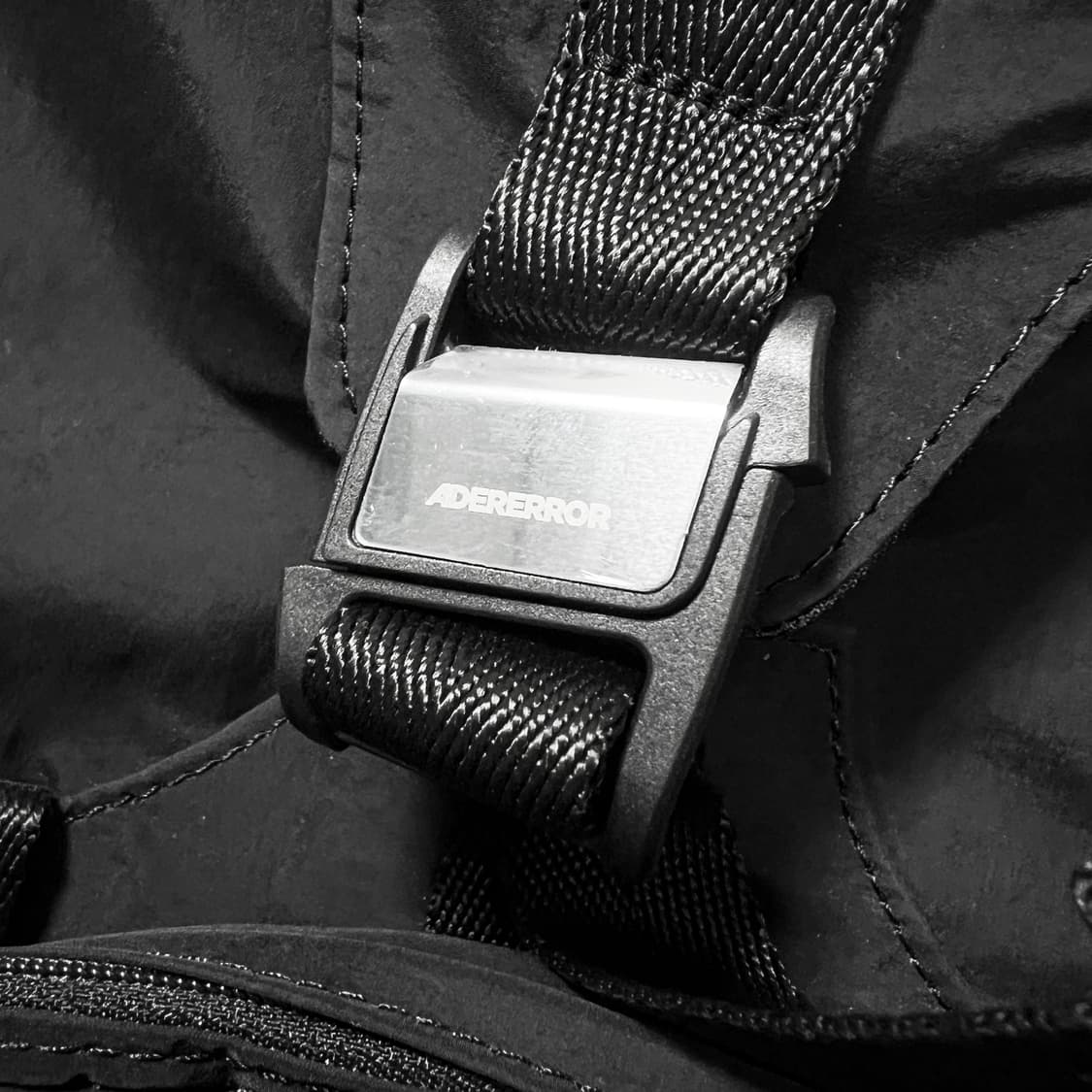 아더에러 바딘 백팩 느와르 상품이미지5