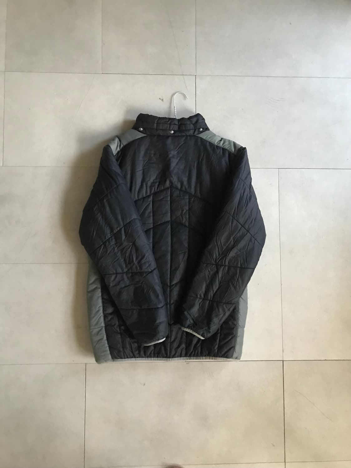 나이키 블랙 카키 패딩 상품이미지7