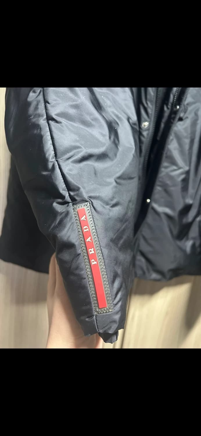 희귀매물) 프라다 스포츠 패딩자켓 블랙 상품이미지6