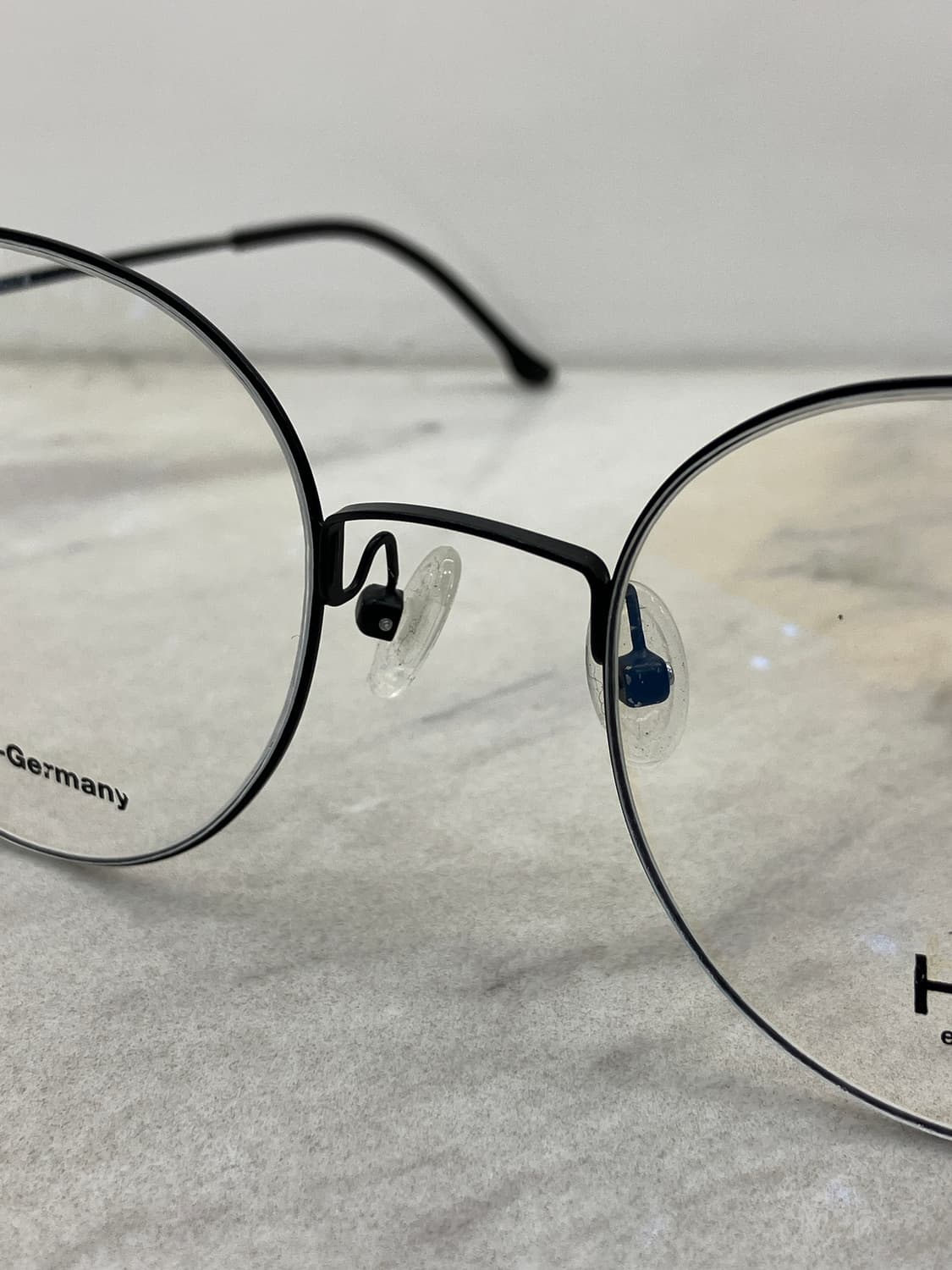 B39 흄 HUM 블랙 라운드 역산각 메탈테 안경 상품이미지5