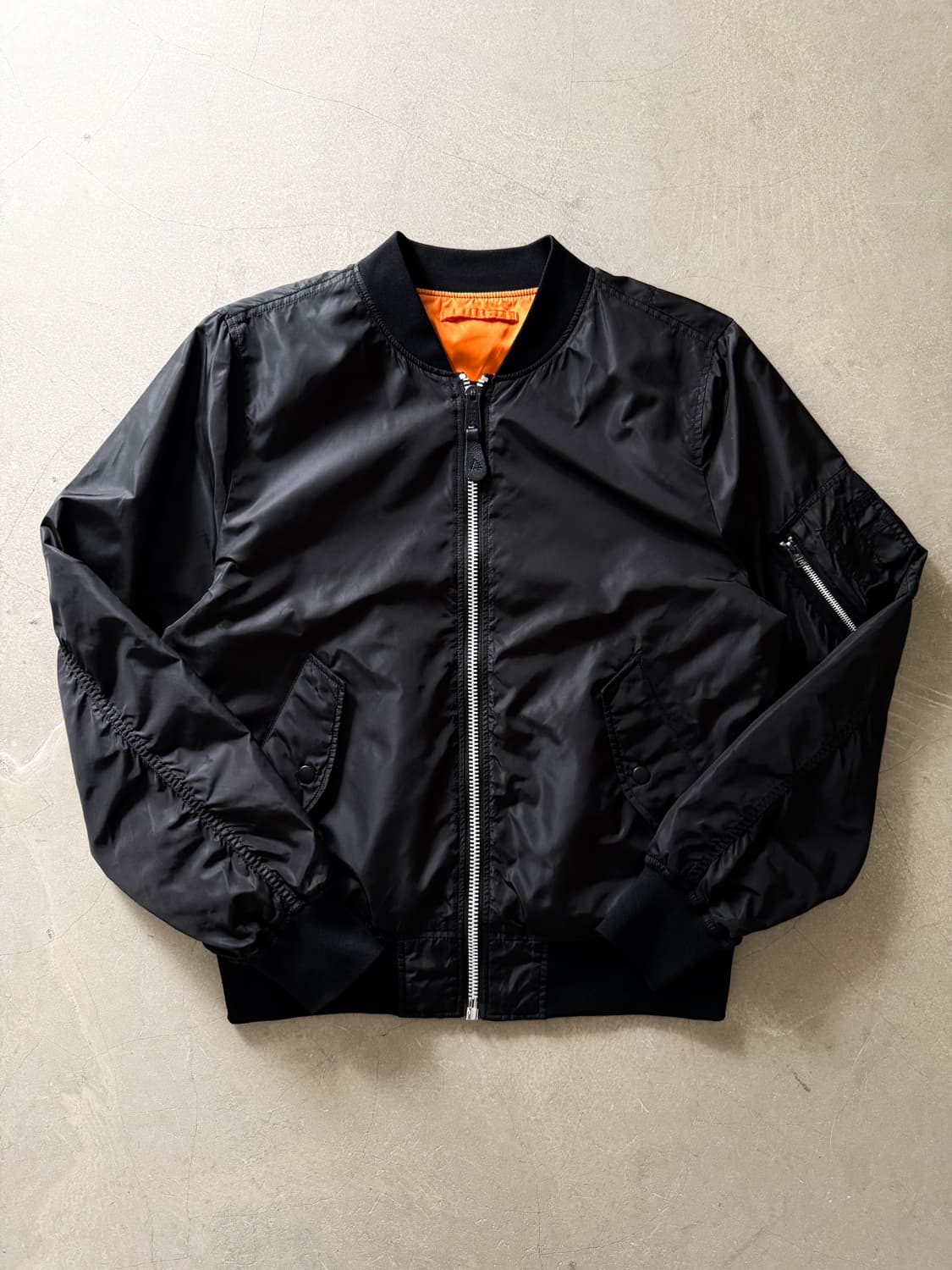 Alpha Industries MA-1 Bomber Jacket 상품이미지2