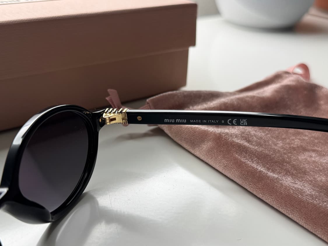 미우미우 리가드 선글라스 Miu miu regard sunglasses 상품이미지3