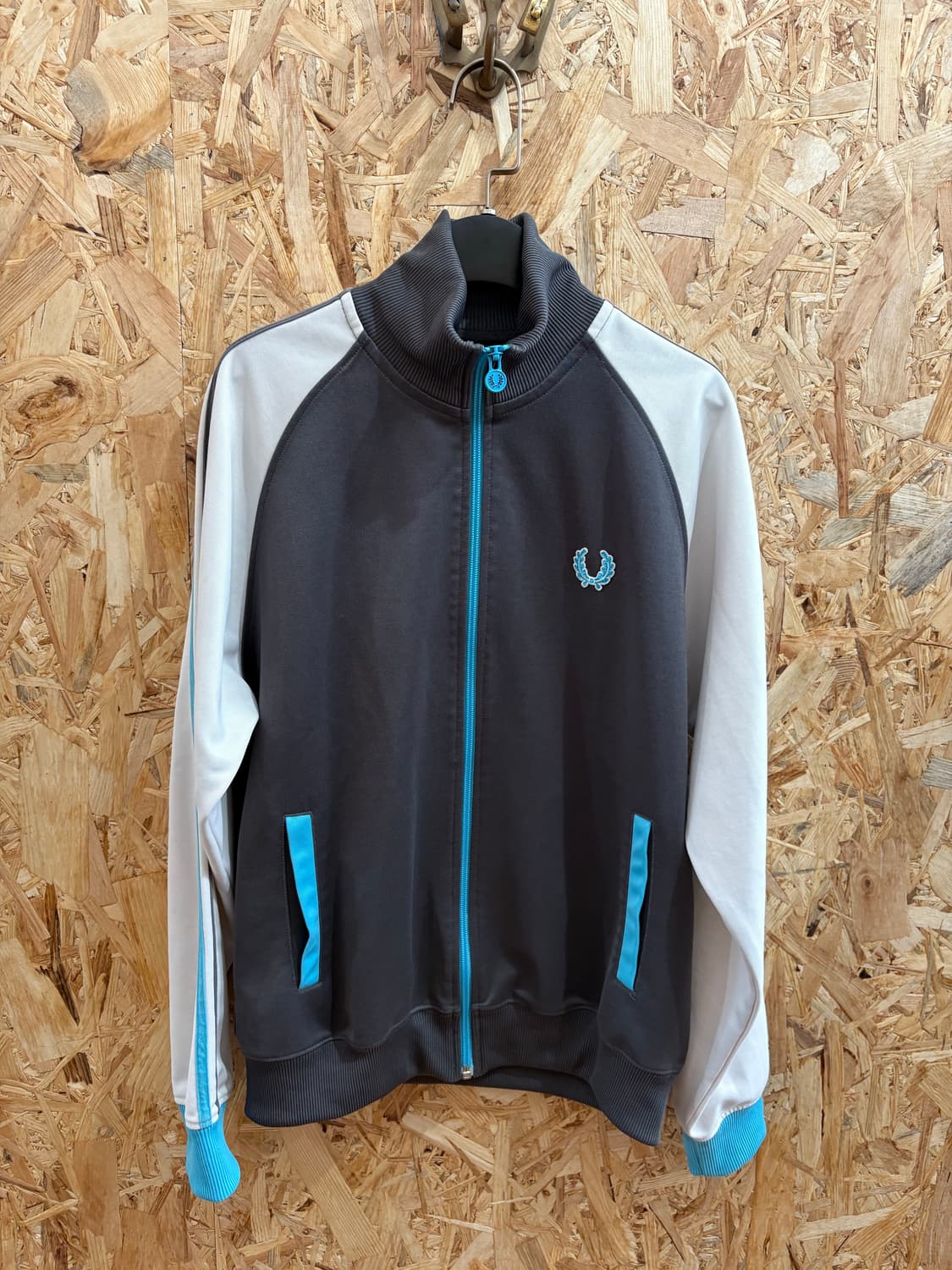 Fred perry 상품이미지1