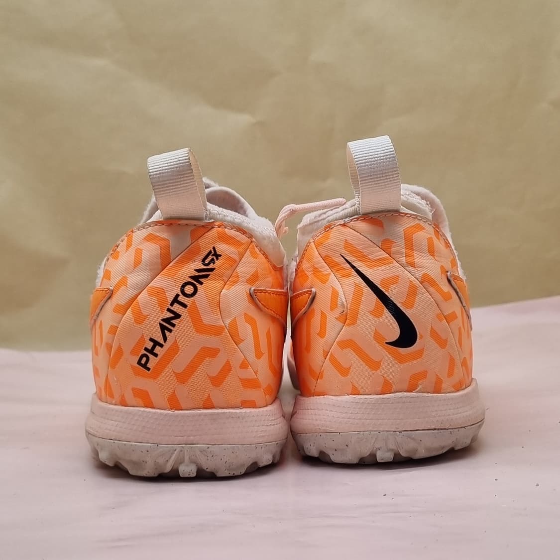 나이키 팬텀GX 풋살화 225 상품이미지4