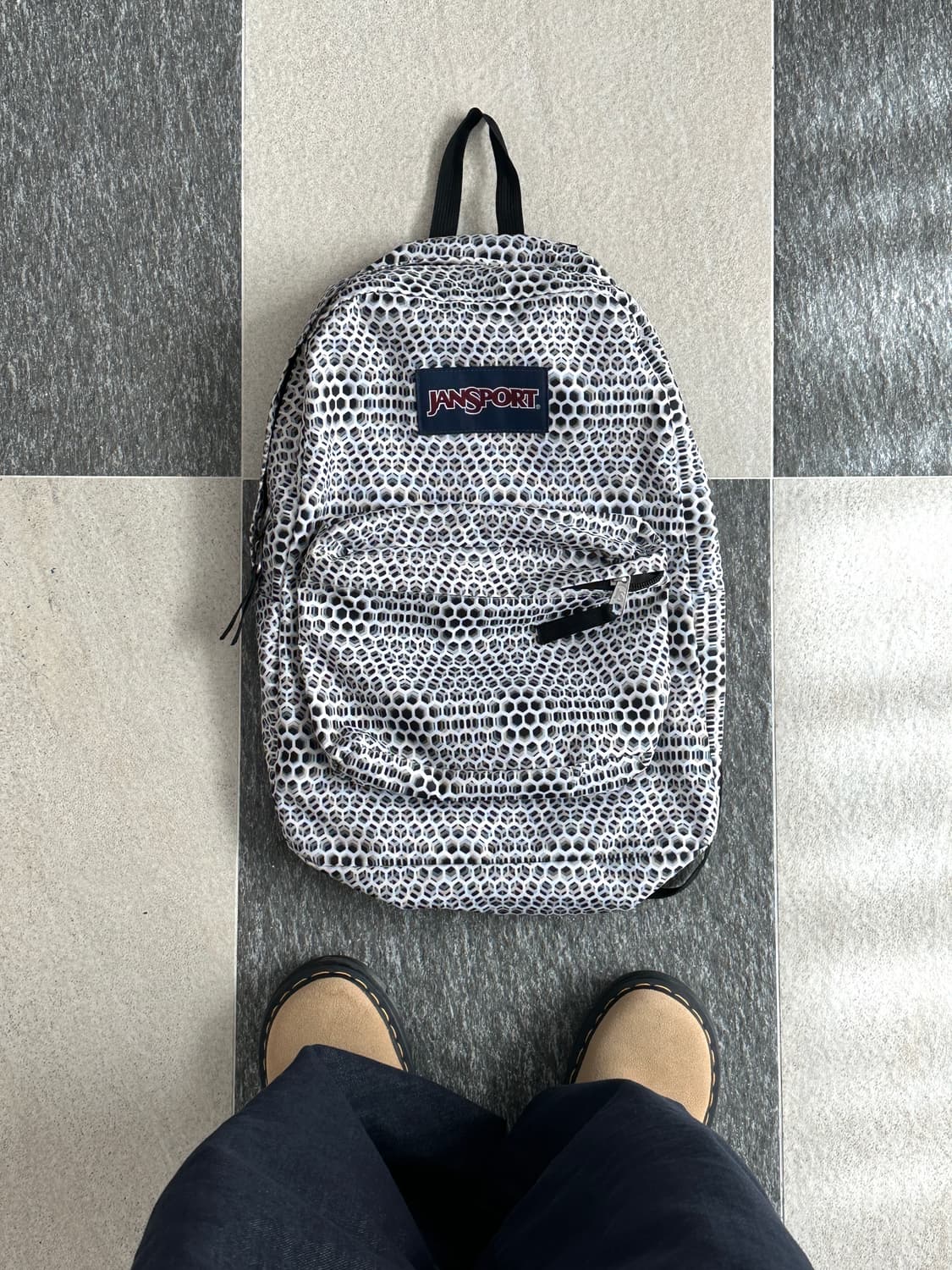 잔스포츠 슈퍼브레이크 헥사곤 백팩 상품이미지1