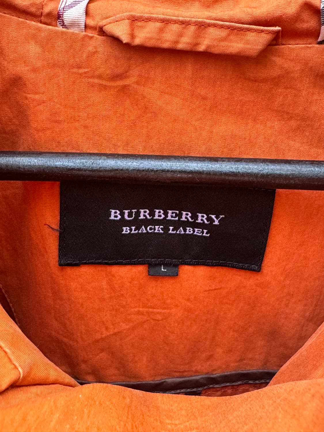 버버리 블랙라벨 오렌지 후드 풀오버  상품이미지4