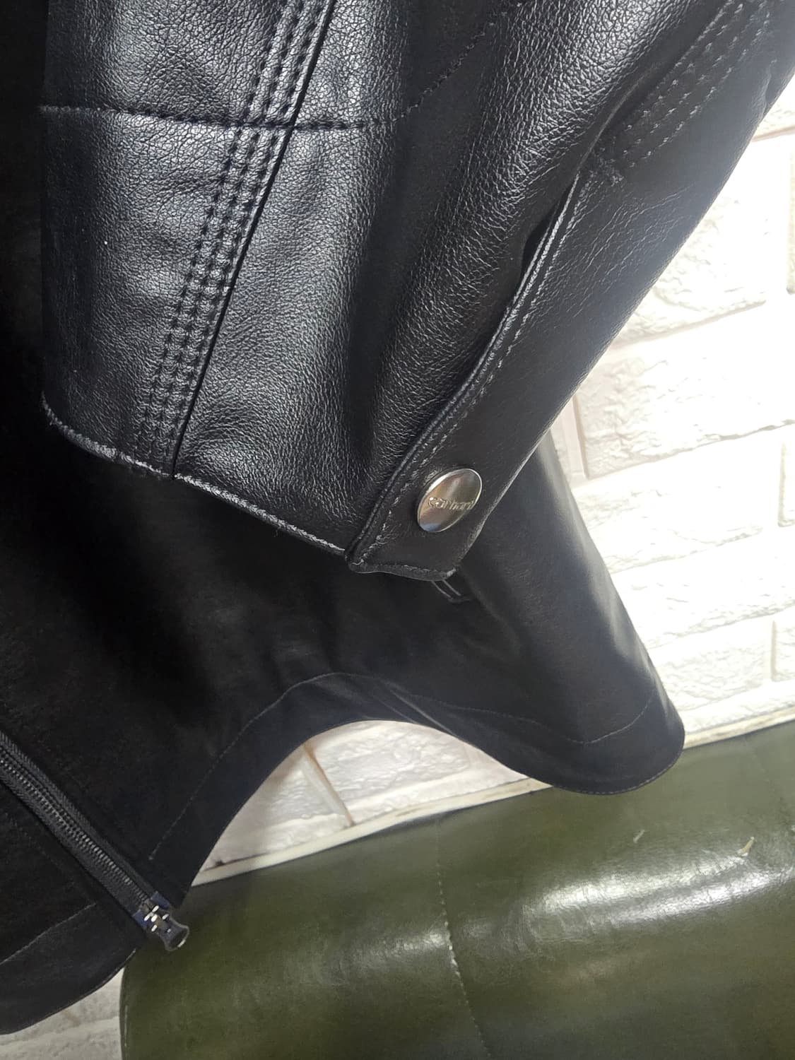칼하트 디트로이트 PU 자켓 XXL 새상품급 상품이미지3