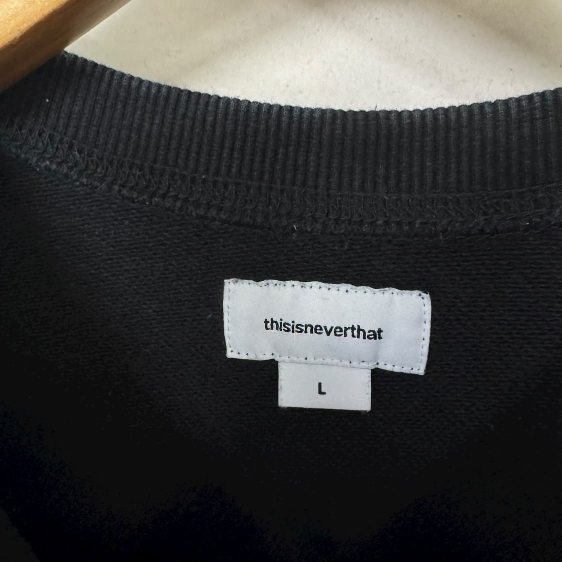 디스이즈네버댓 로고 맨투맨 상품이미지3