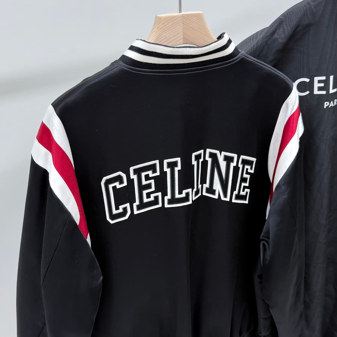 [S+급/54] 셀린느 사틴 바시티 자켓 블랙 상품이미지5