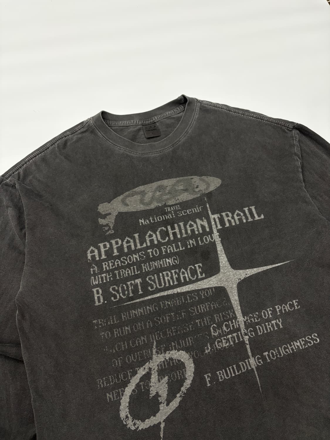 TRAVEL 트래블 그래픽 피그먼트 롱 슬리브 긴팔티 상품이미지3