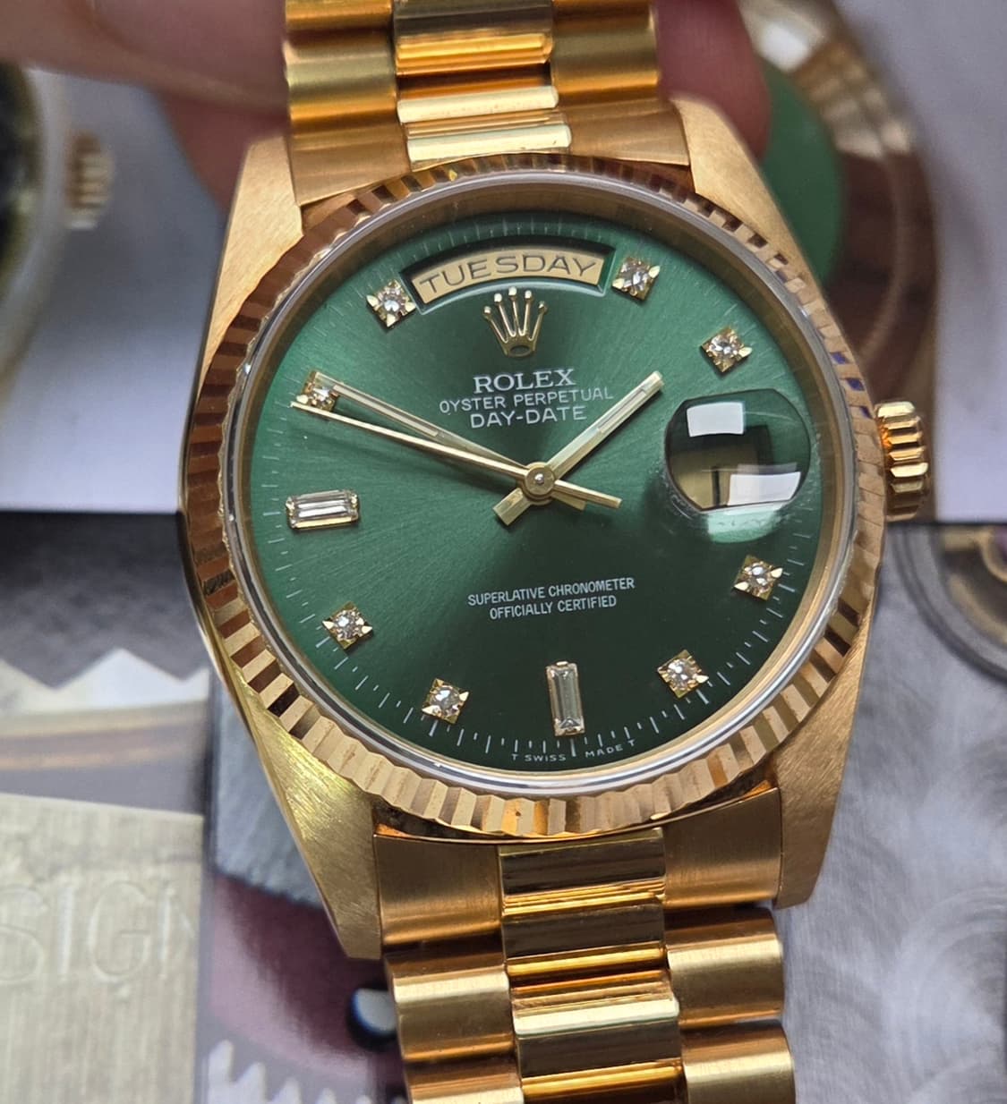 롤렉스 데이데이트 18238 헐크 18K올금통 바게트&다이아 (감정서 포 상품이미지1