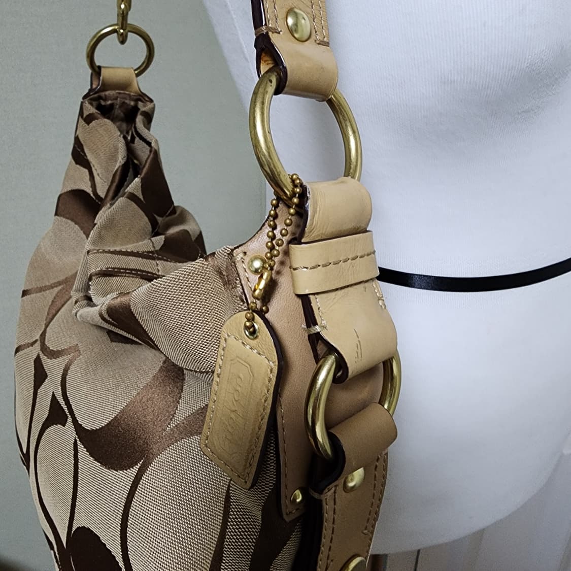 코치 숄더백  상품이미지2