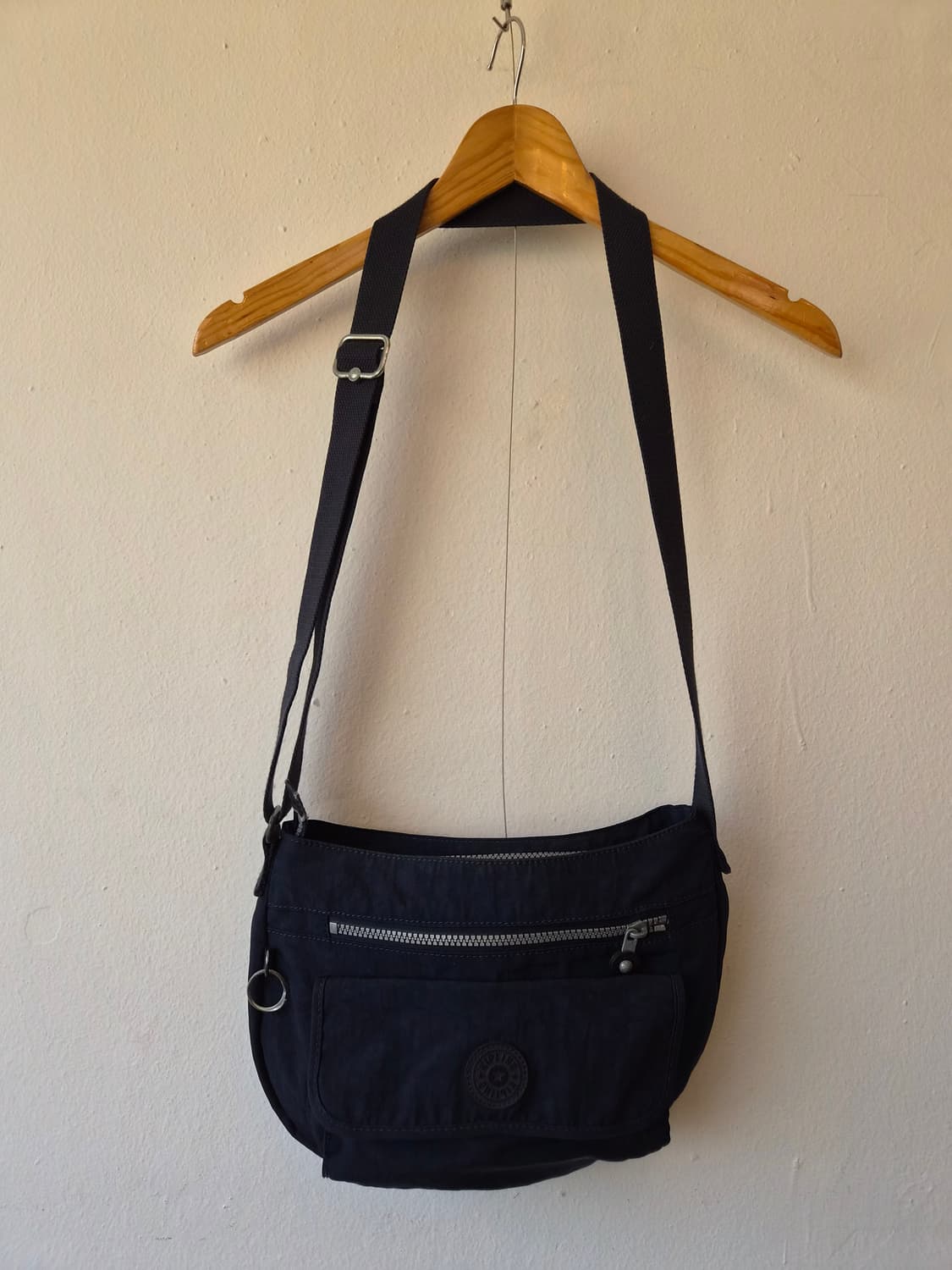 키플링 여성 패브릭크로스백 상품이미지1