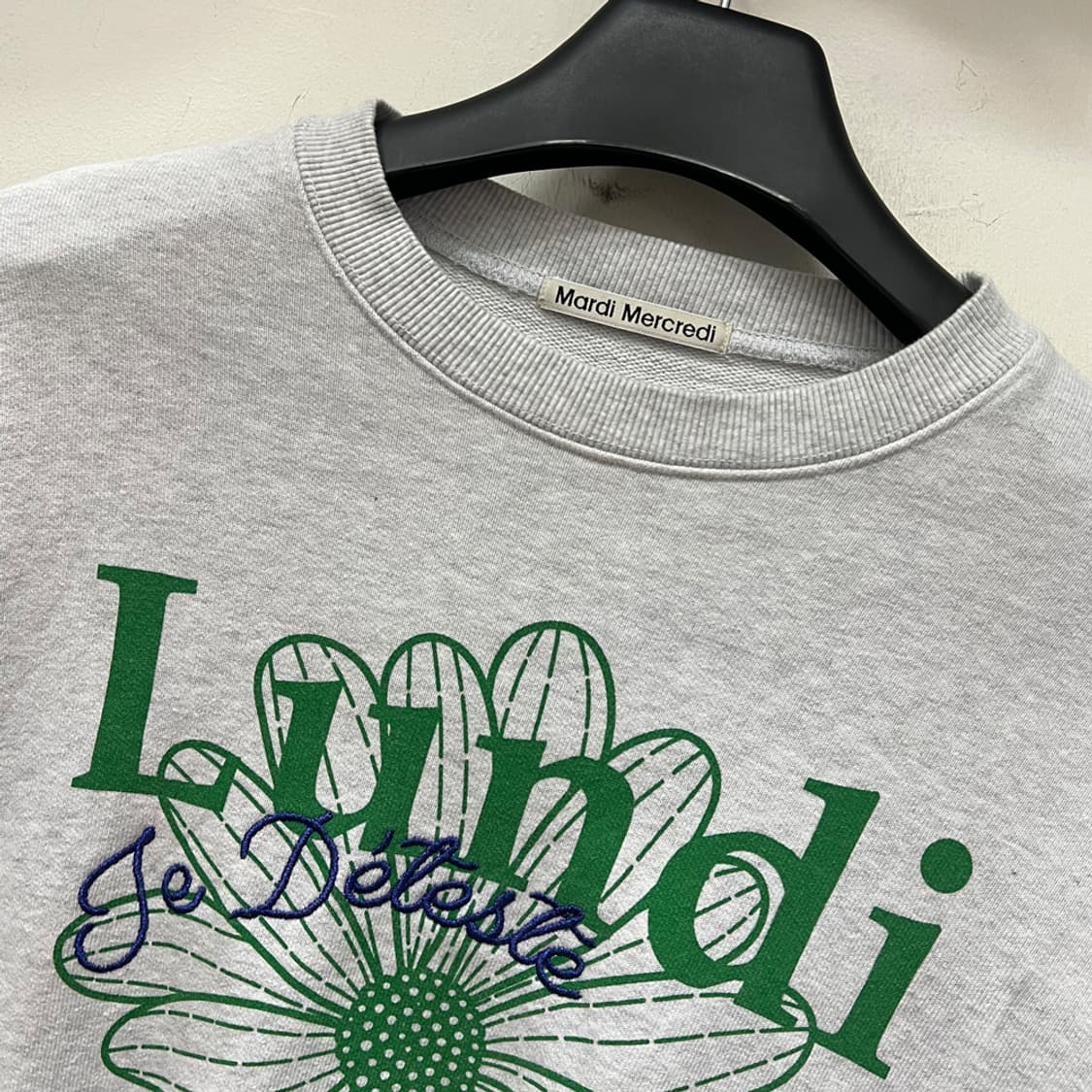 마르디 메크르디 플라워 스웻 맨투맨 FREE 상품이미지3