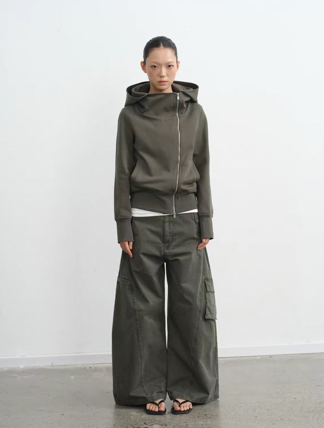 jakana liny liberty 슬림핏 후드집업 상품이미지1